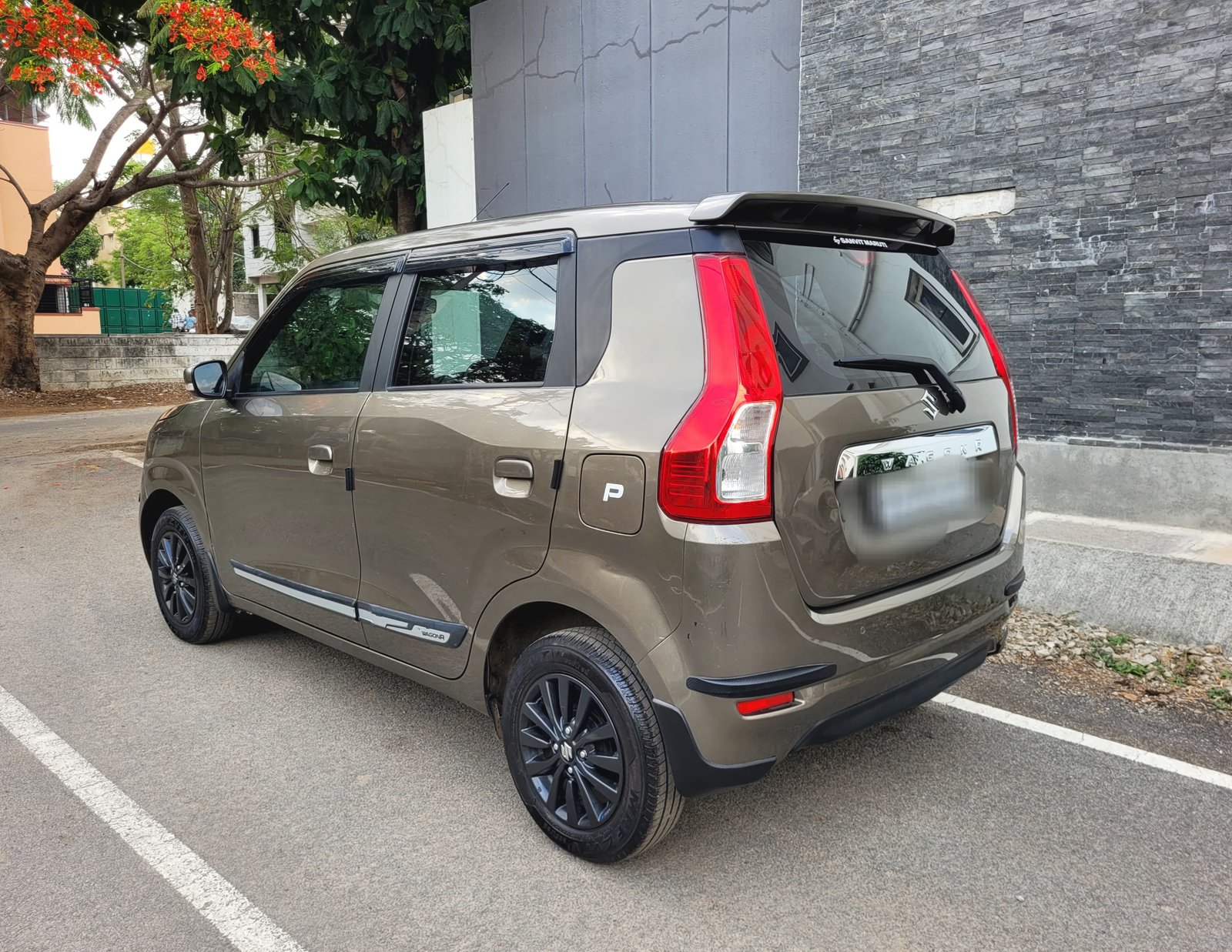 WAGON-R ZXI+ AGS